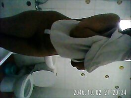 ვებ MILF– ის ნახევრად საიდუმლო ცხოვრება